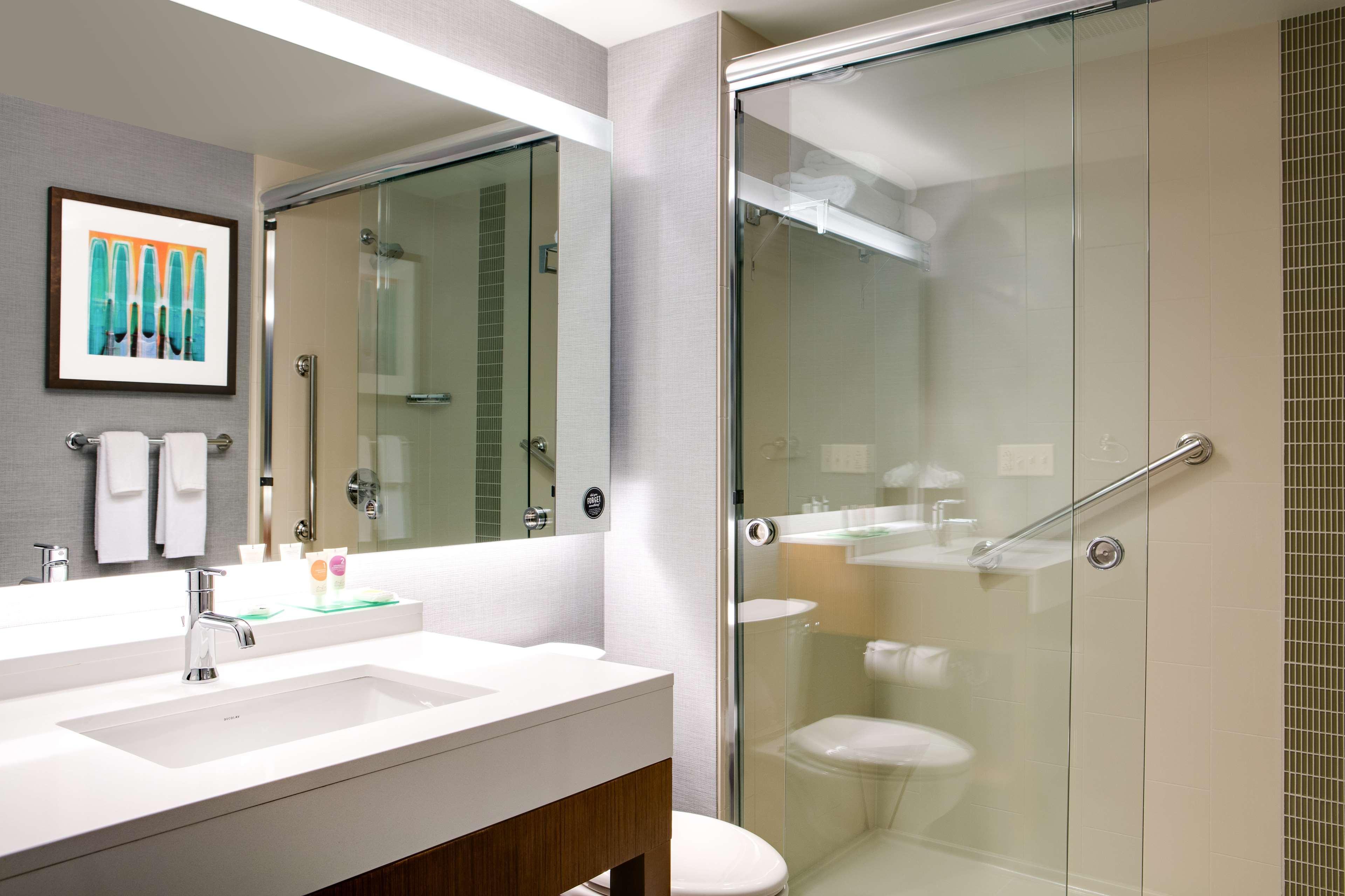 Hyatt Place Kansas City Lenexa City Center Bagian luar foto